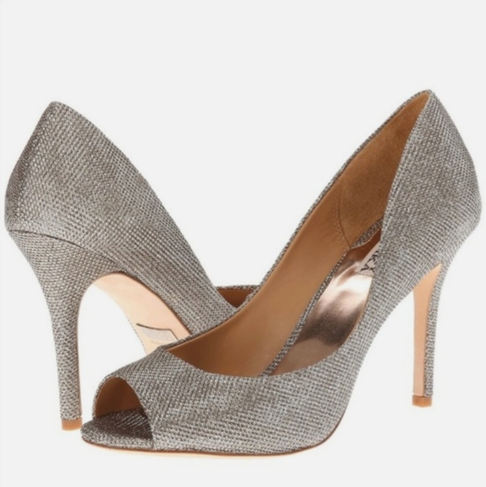 ❄️NWT Badgley Mischka Silver Diamond Drill Heels 💎 Size 8M